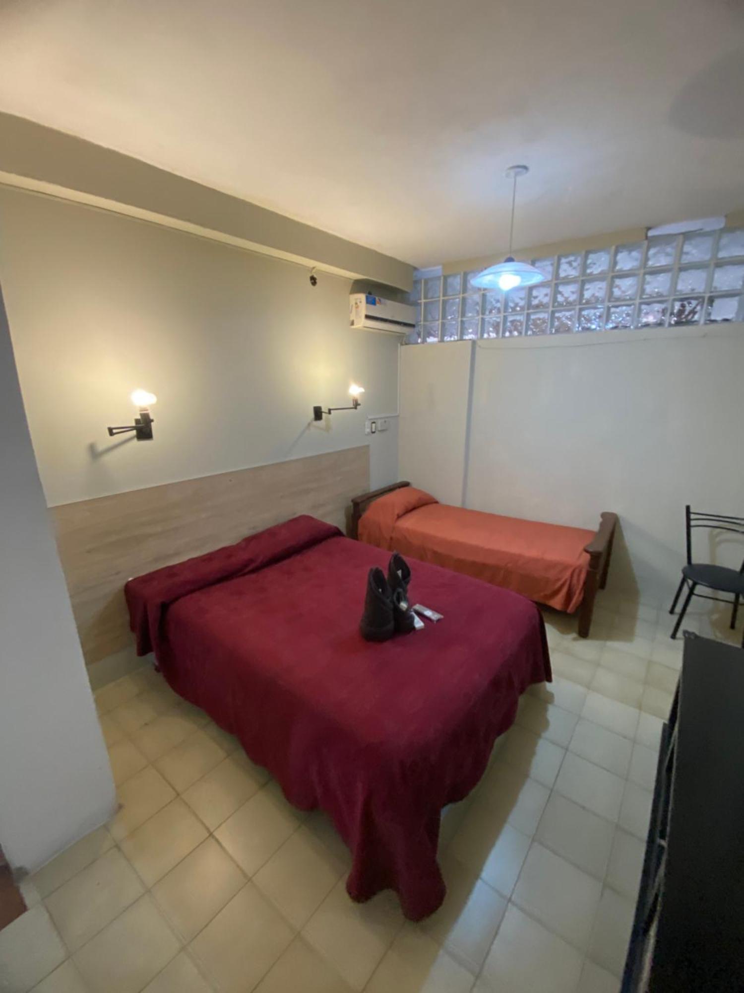 Hotel Posada Del Lago Villa Carlos Paz Kültér fotó